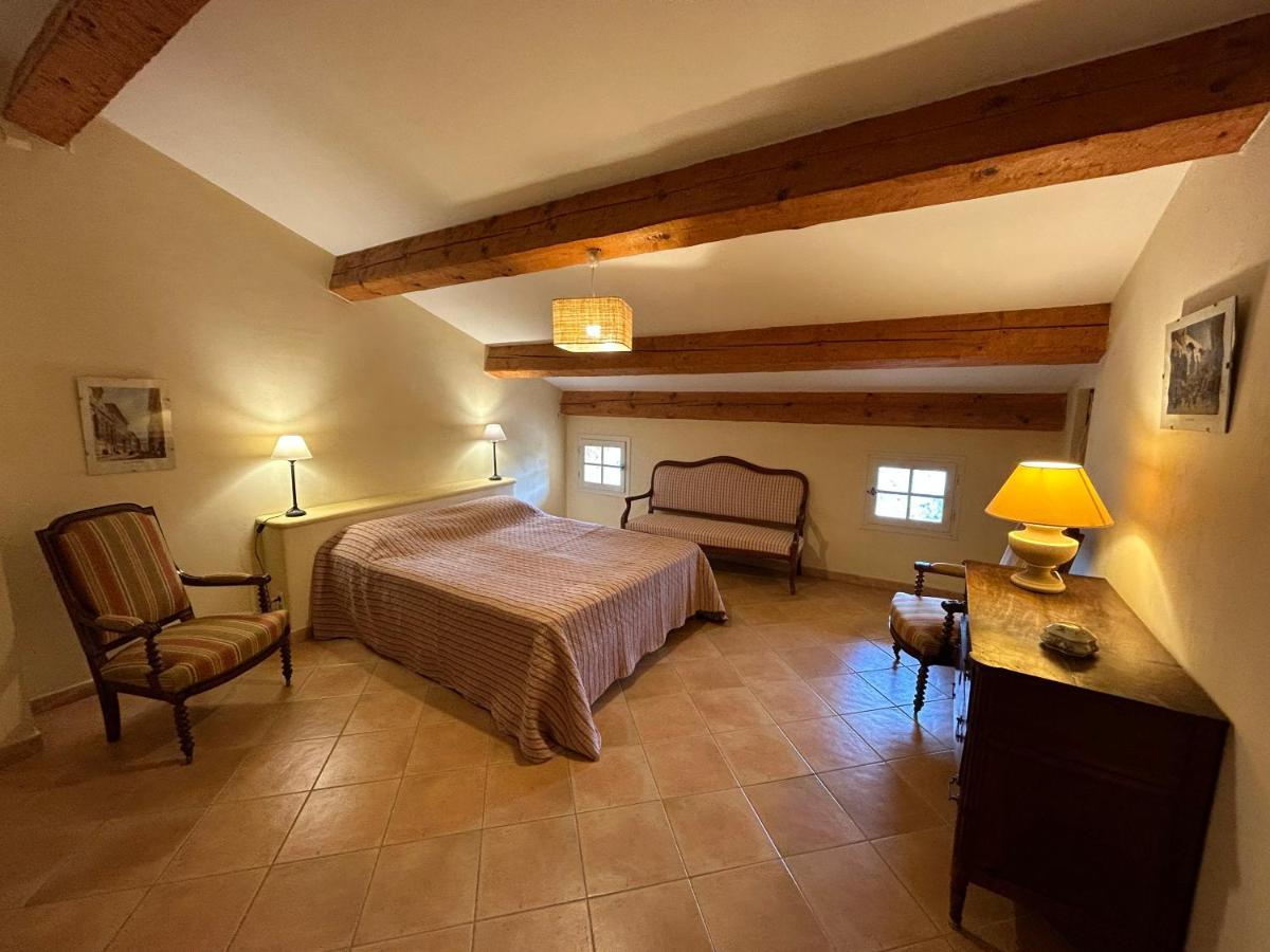 Chateau Du Grand Jas Entrecasteaux Extérieur photo